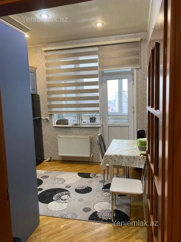 Satılır 3 otaqlı yeni tikili 100 m²