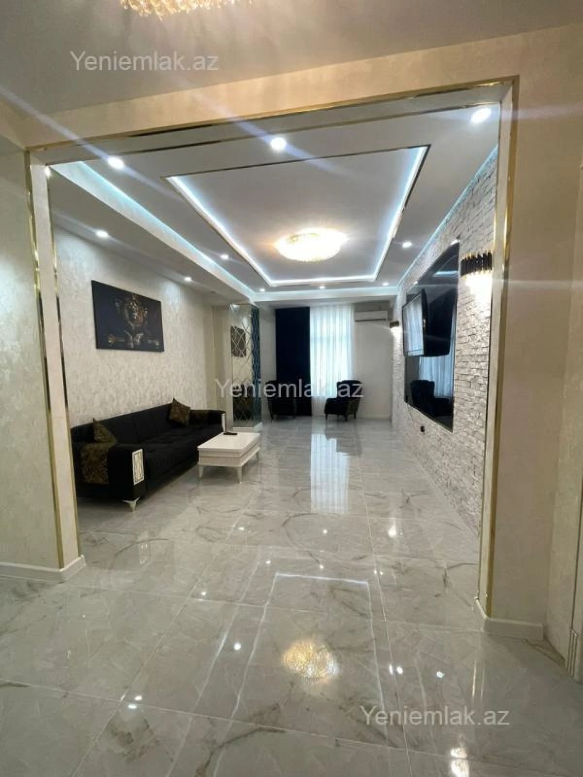 Satılır 3 otaqlı yeni tikili 100 m²