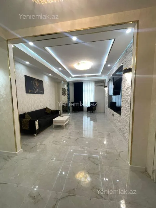 Satılır 3 otaqlı yeni tikili 100 m²