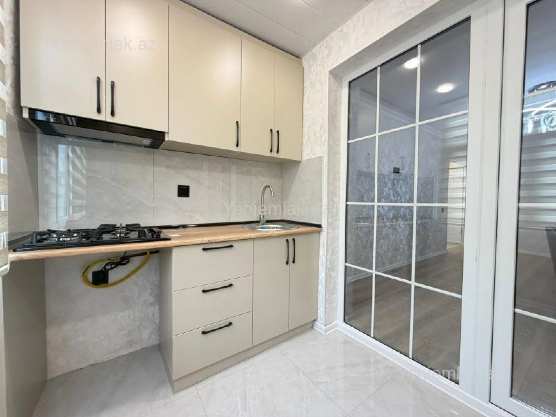Satılır 1 otaqlı köhnə tikili 34 m²