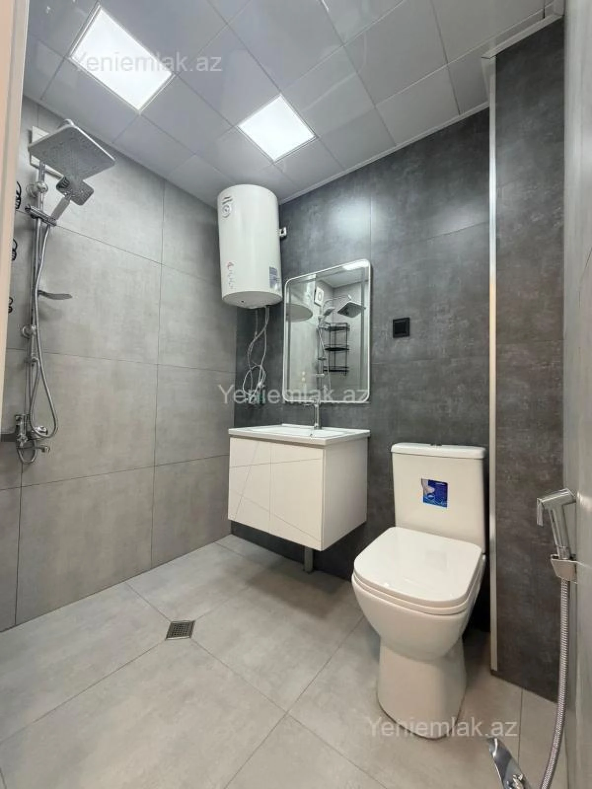 Satılır 1 otaqlı köhnə tikili 34 m²