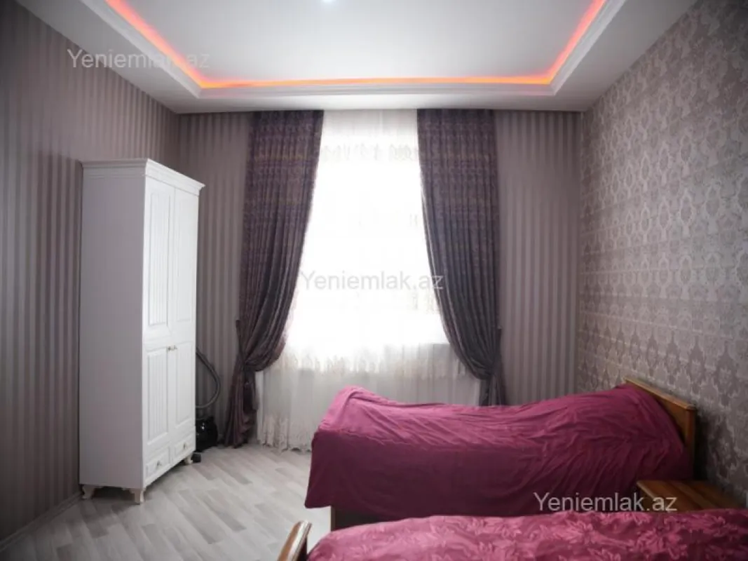 Satılır 7 otaqlı həyət evi 310 m²