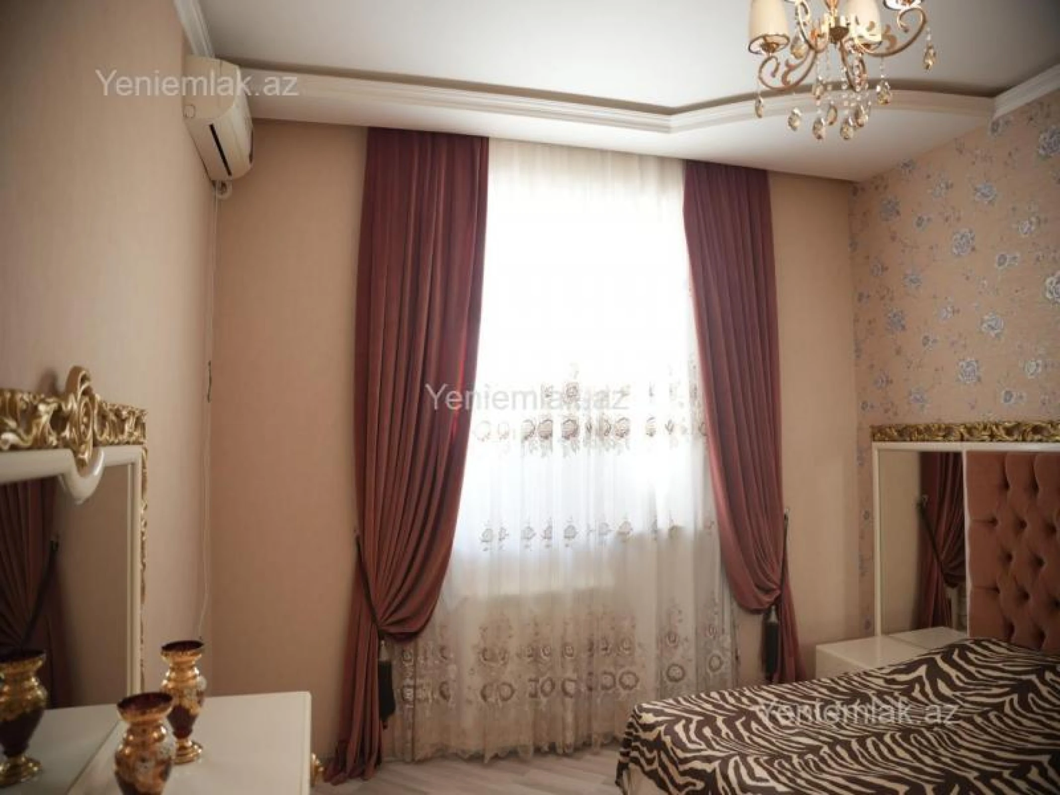 Satılır 7 otaqlı həyət evi 310 m²