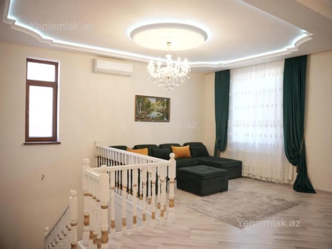 Satılır 7 otaqlı həyət evi 310 m²
