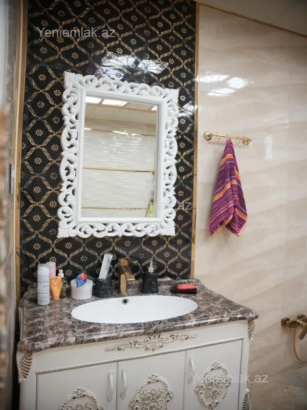 Satılır 7 otaqlı həyət evi 310 m²