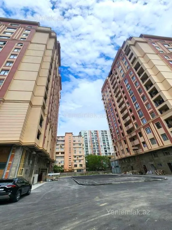 Satılır 3 otaqlı yeni tikili 115 m²