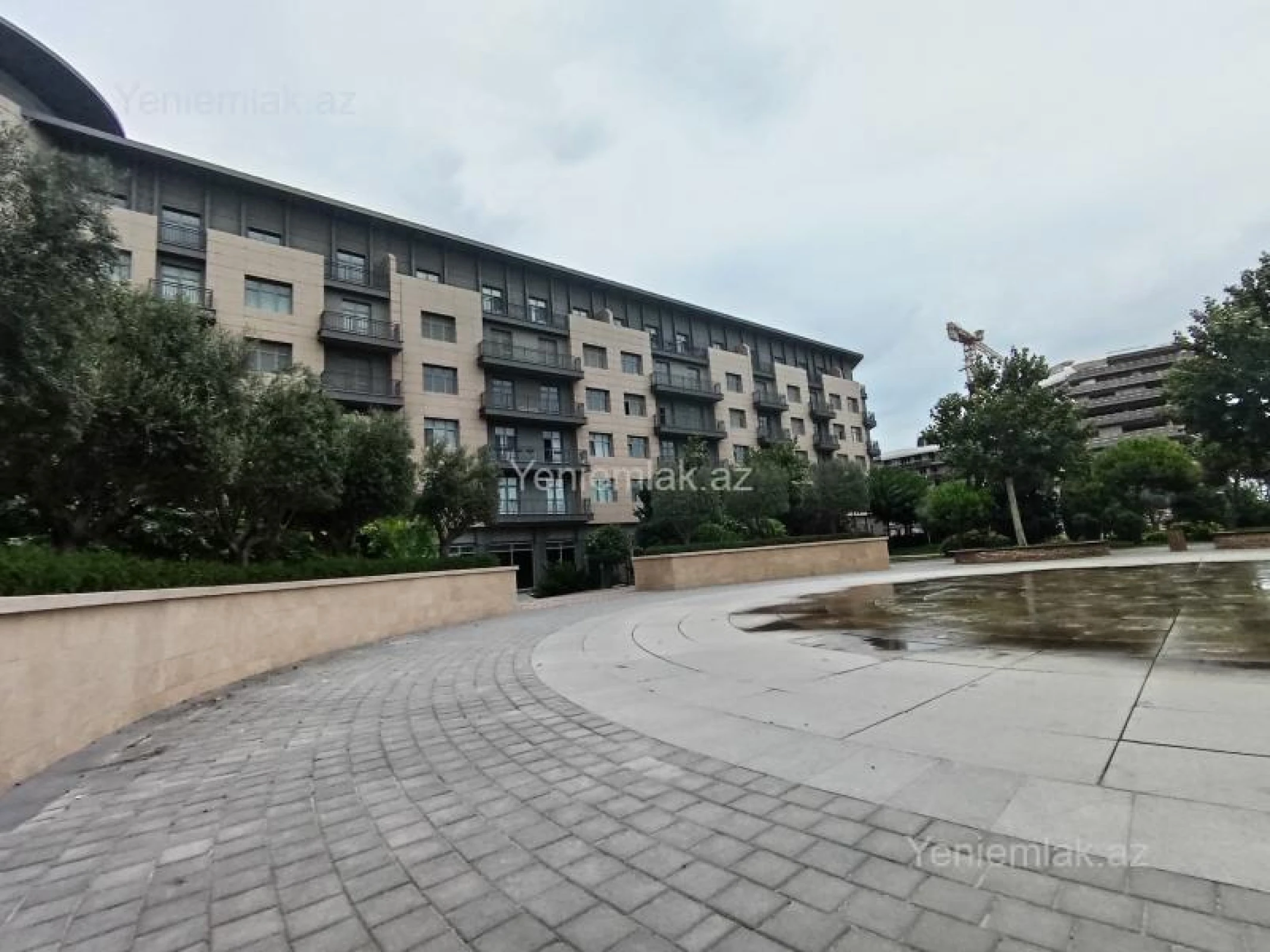 Satılır 3 otaqlı yeni tikili 128 m²