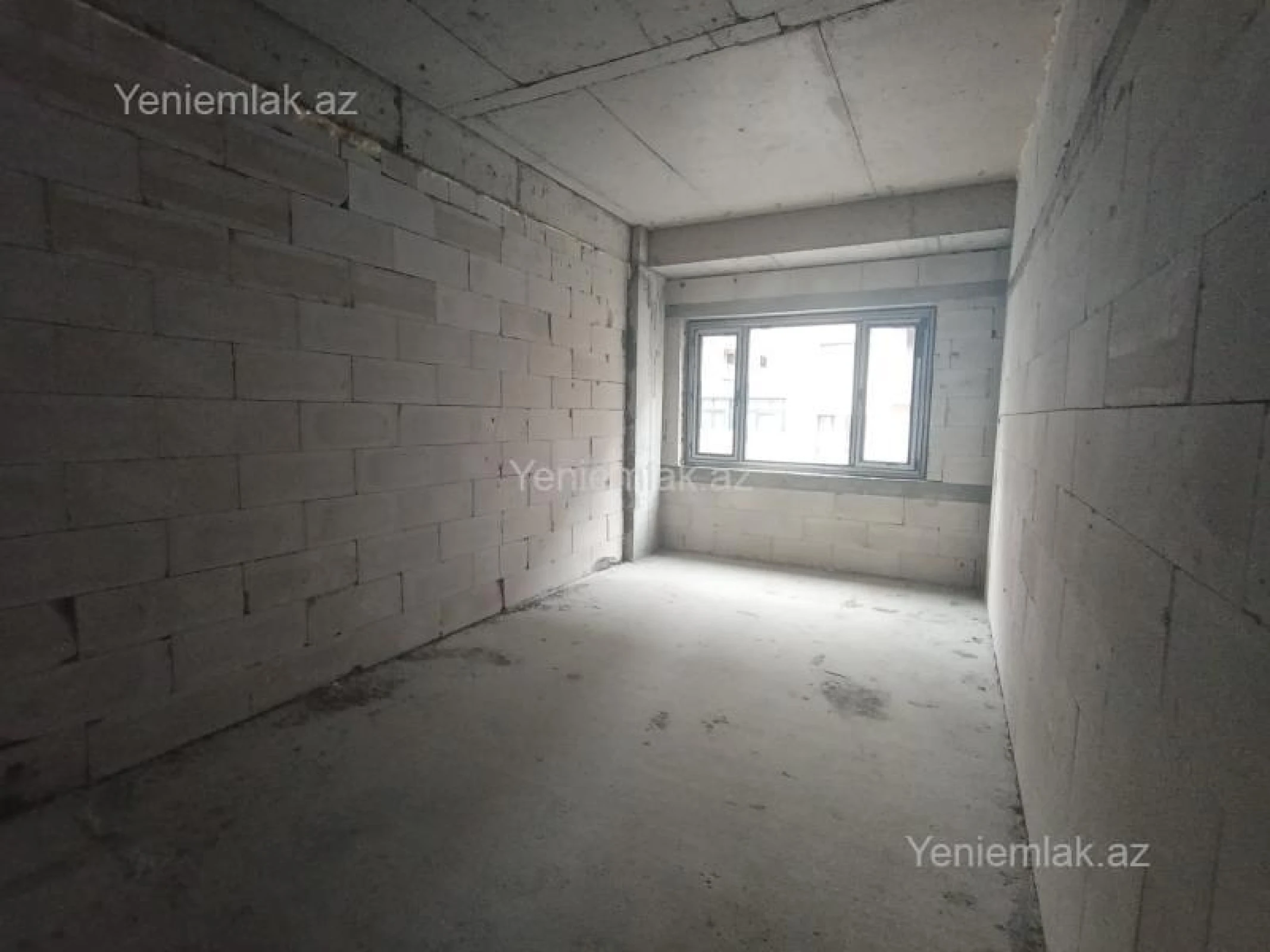 Satılır 3 otaqlı yeni tikili 128 m²