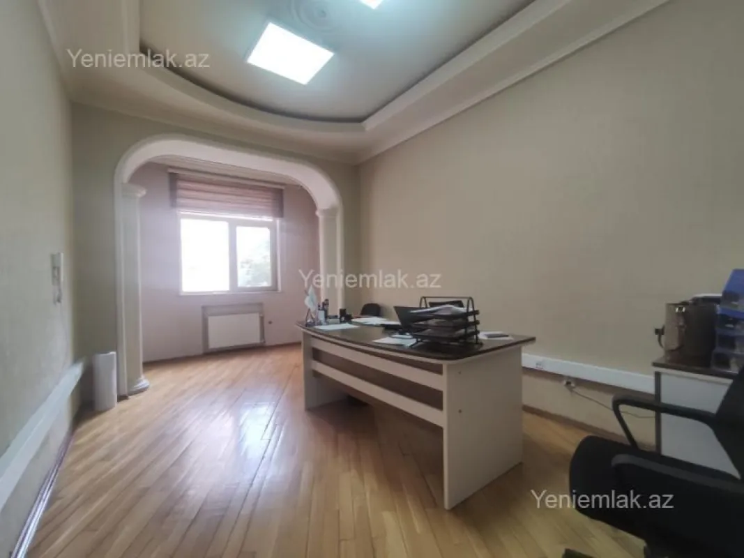 Satılır 3 otaqlı yeni tikili 122 m²