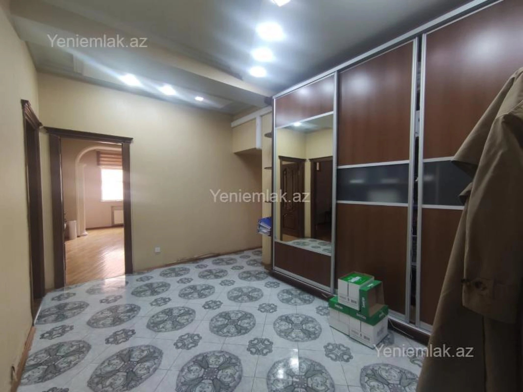 Satılır 3 otaqlı yeni tikili 122 m²