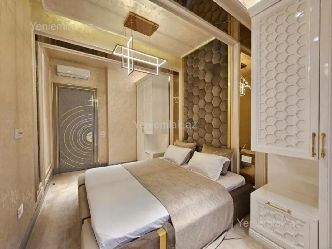 Satılır 4 otaqlı yeni tikili 165 m²