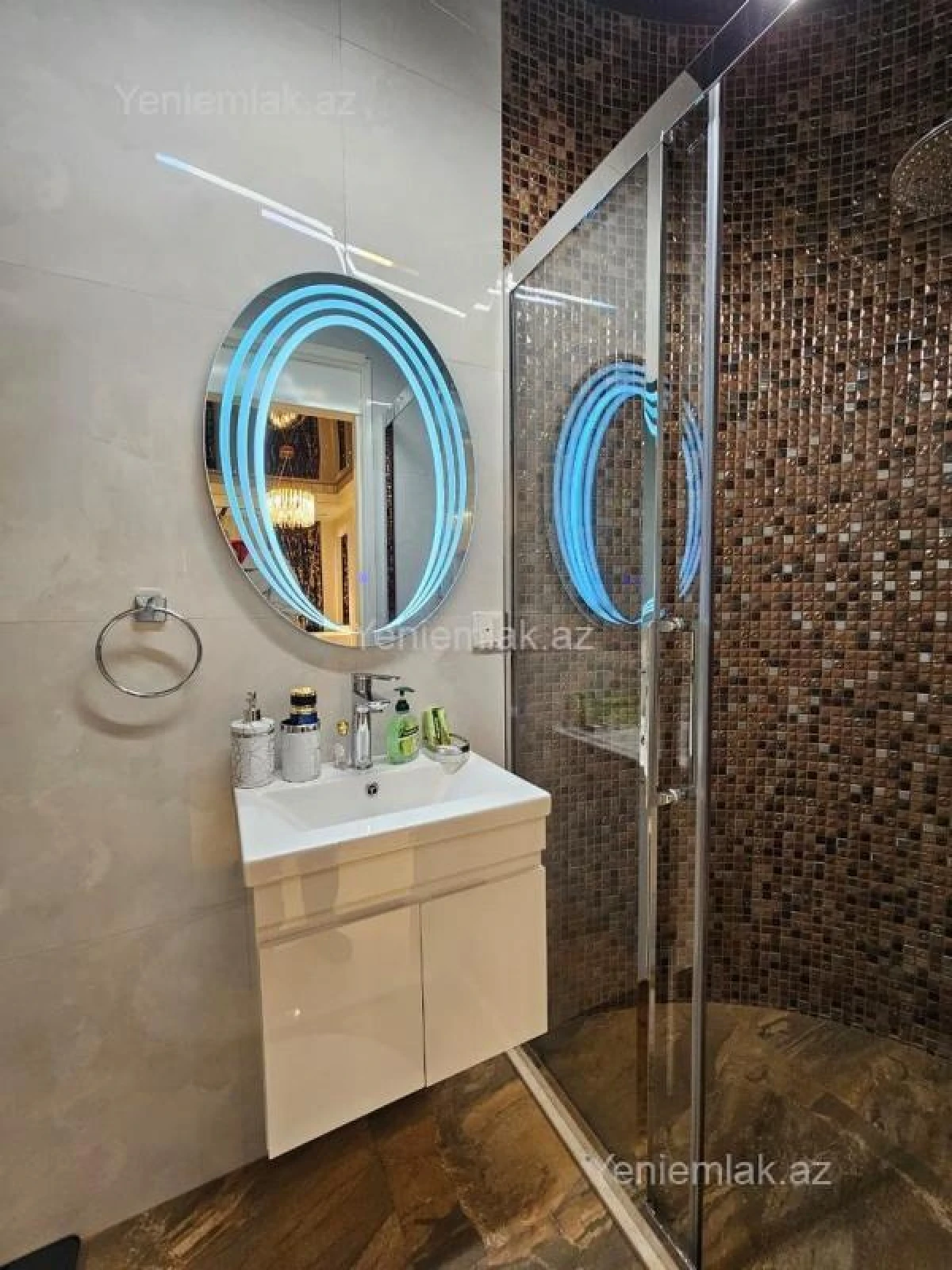 Satılır 4 otaqlı yeni tikili 165 m²