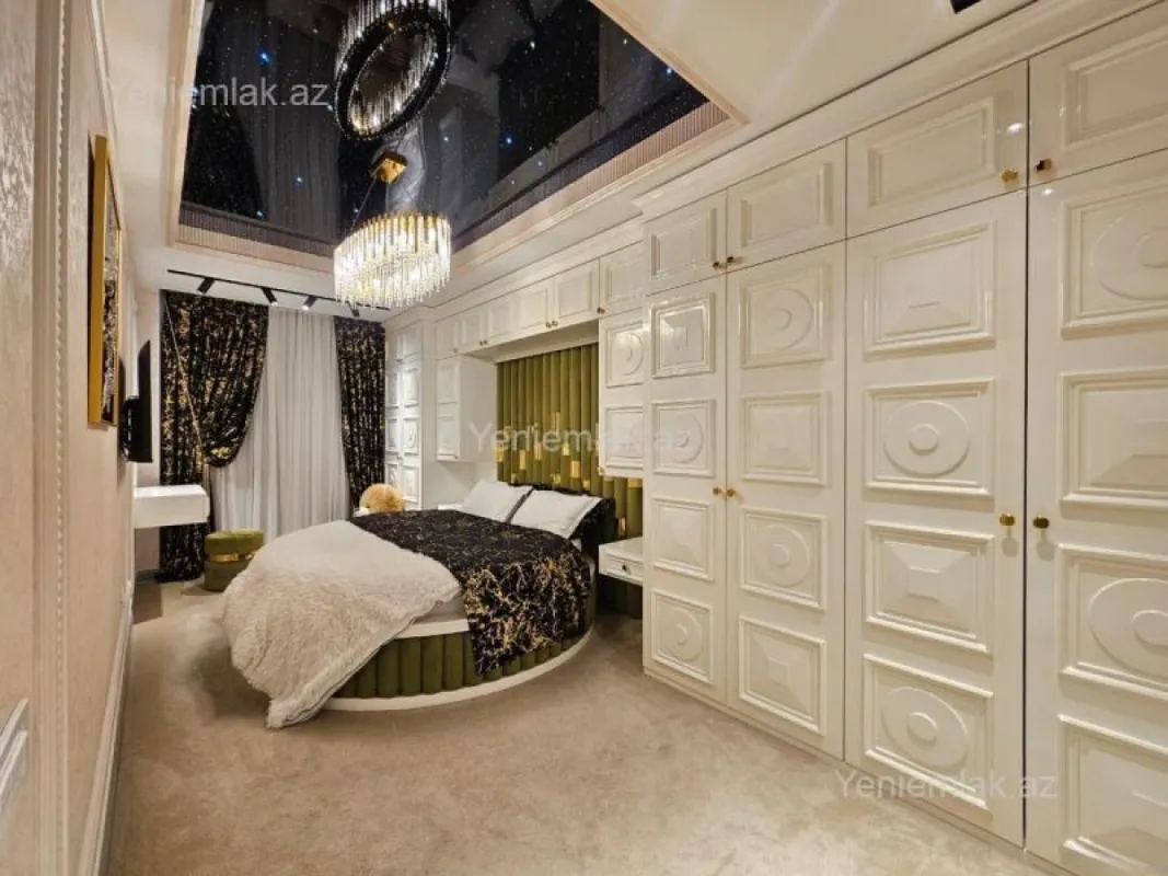 Satılır 4 otaqlı yeni tikili 165 m²