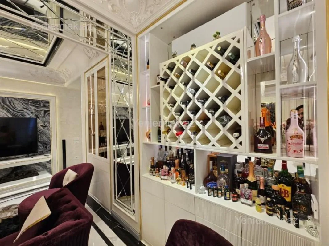 Satılır 4 otaqlı yeni tikili 165 m²