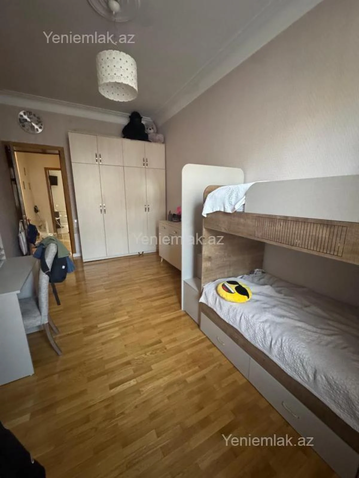 Satılır 3 otaqlı köhnə tikili 80 m²