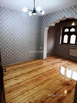Satılır 3 otaqlı köhnə tikili 80 m²