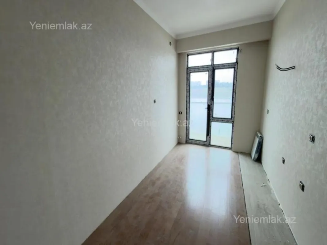 Satılır 4 otaqlı yeni tikili 121 m²