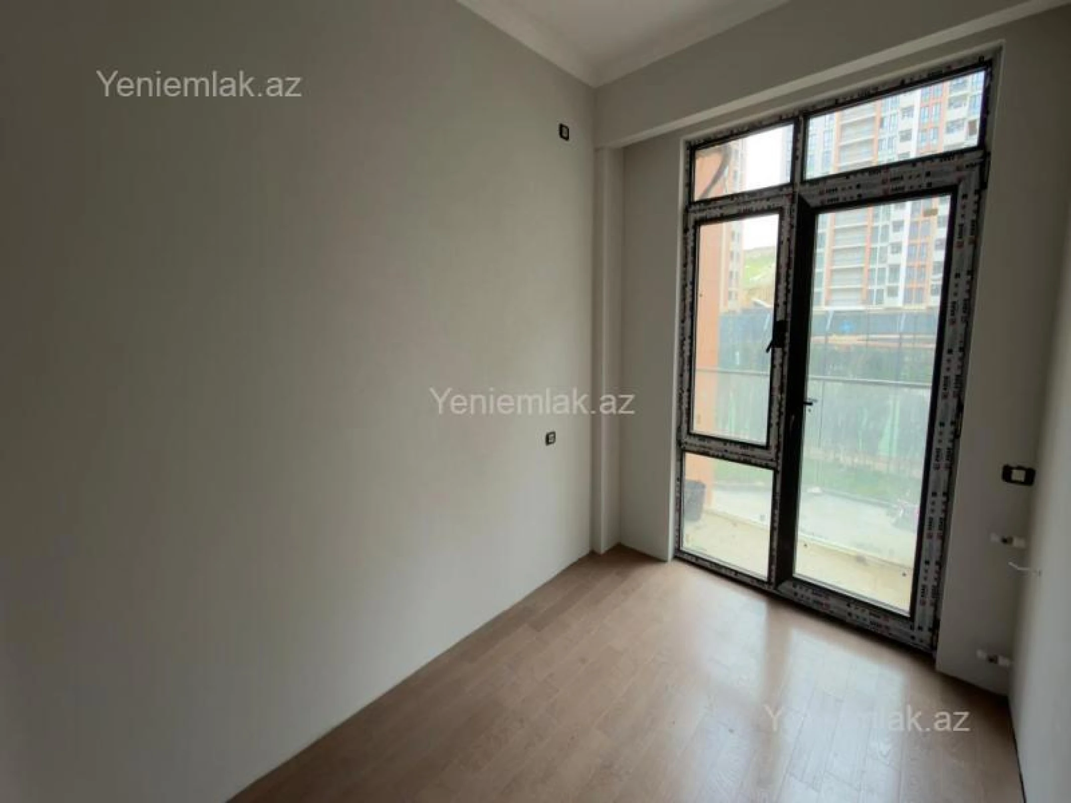 Satılır 4 otaqlı yeni tikili 121 m²