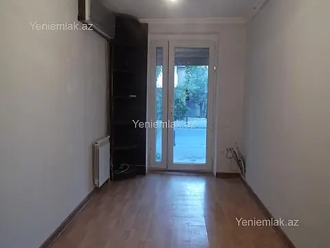 Satılır 4 otaqlı obyekt 80 m²