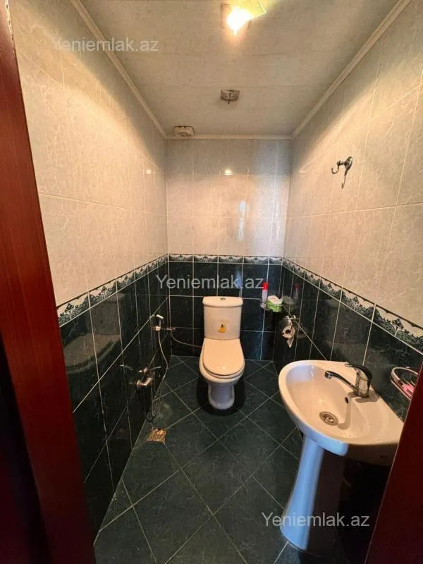 Satılır 2 otaqlı yeni tikili 92 m²