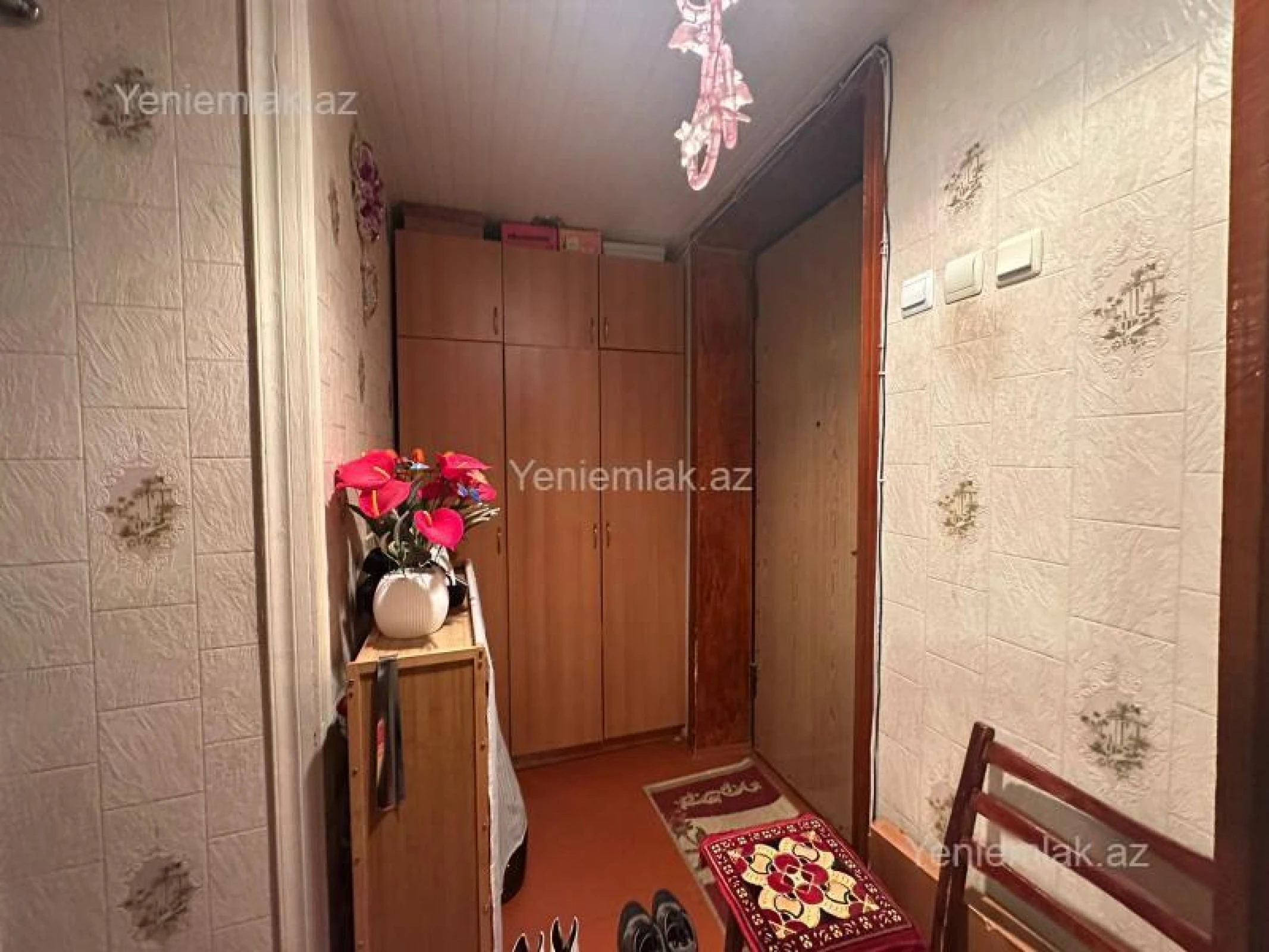 Satılır 2 otaqlı köhnə tikili 45 m²