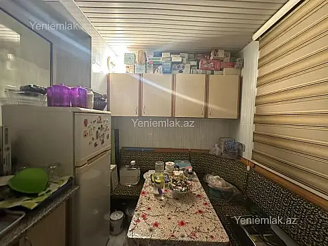 Satılır 2 otaqlı köhnə tikili 45 m²