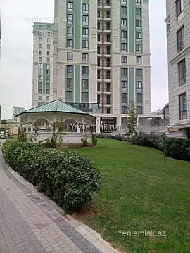 Satılır 4 otaqlı yeni tikili 220 m²
