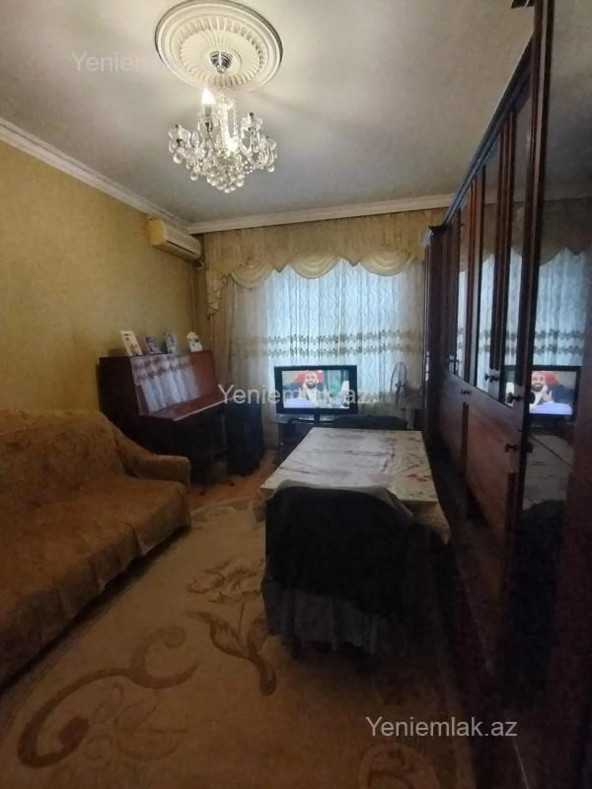 Satılır 2 otaqlı köhnə tikili 55 m²