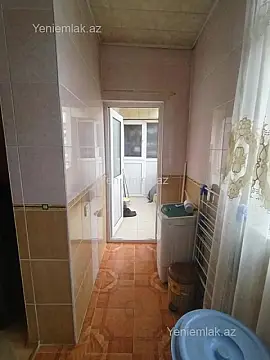 Satılır 2 otaqlı köhnə tikili 55 m²