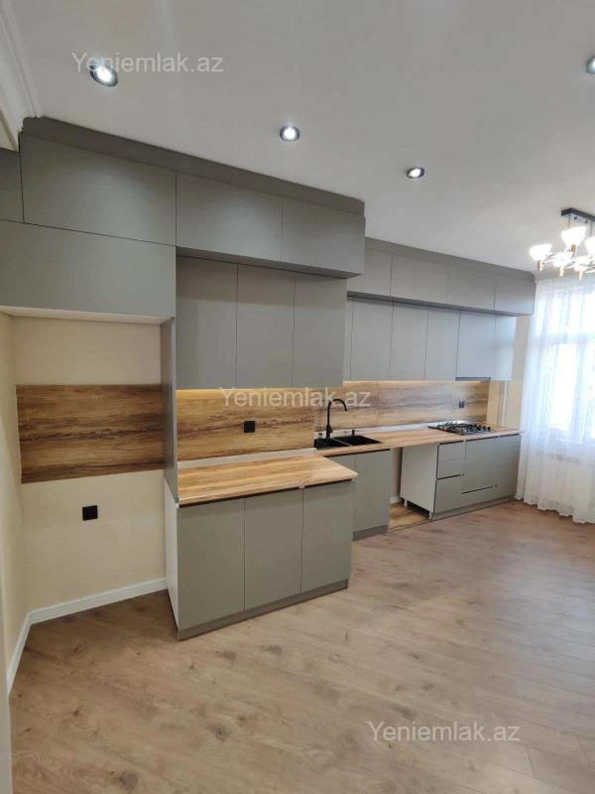 Satılır 2 otaqlı yeni tikili 94 m²