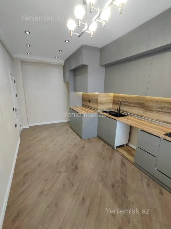 Satılır 2 otaqlı yeni tikili 94 m²