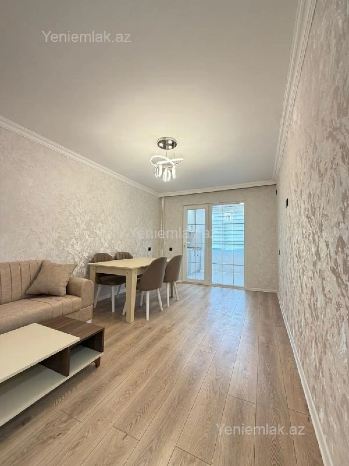 Satılır 1 otaqlı köhnə tikili 35 m²