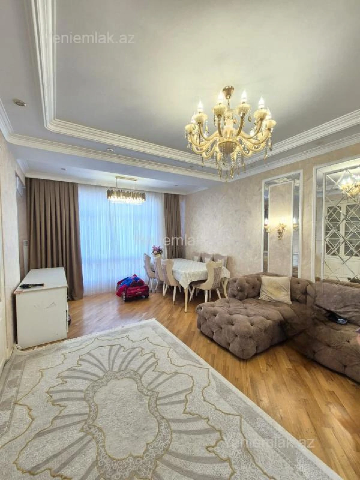 Satılır 3 otaqlı yeni tikili 144 m²