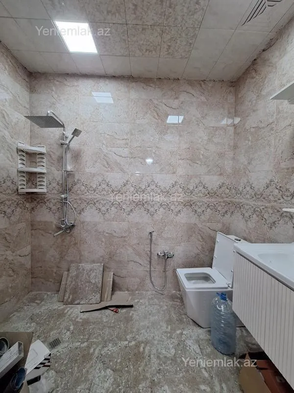 Satılır 2 otaqlı yeni tikili 100 m²