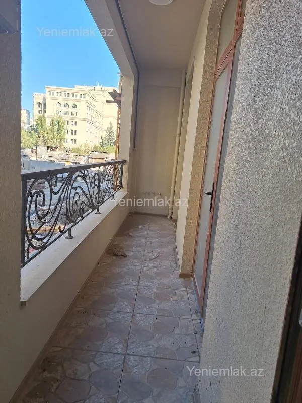 Satılır 2 otaqlı yeni tikili 100 m²
