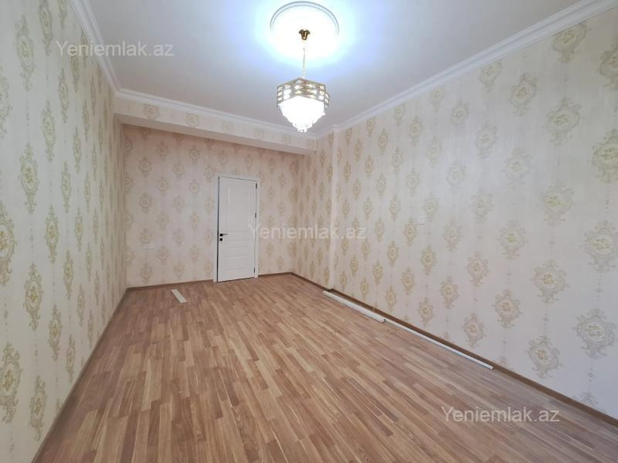 Satılır 2 otaqlı yeni tikili 100 m²