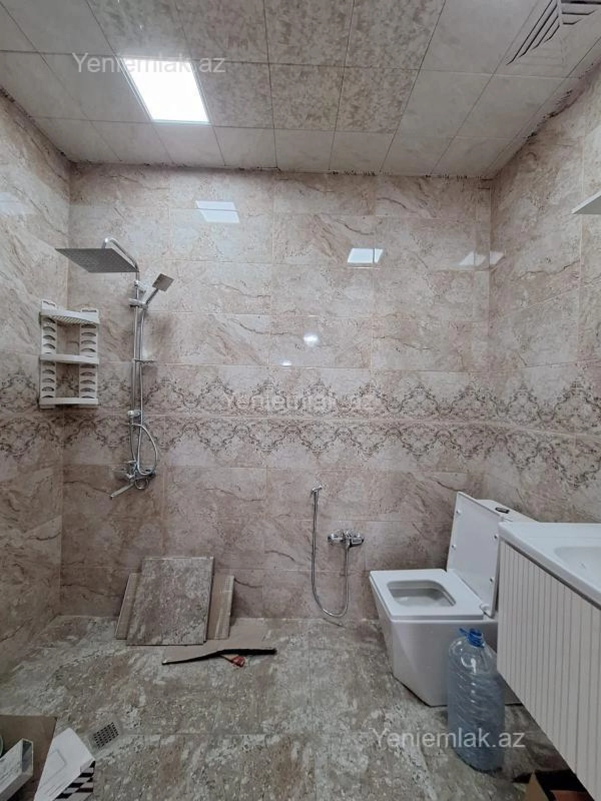 Satılır 2 otaqlı yeni tikili 100 m²