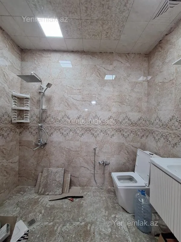 Satılır 2 otaqlı yeni tikili 100 m²