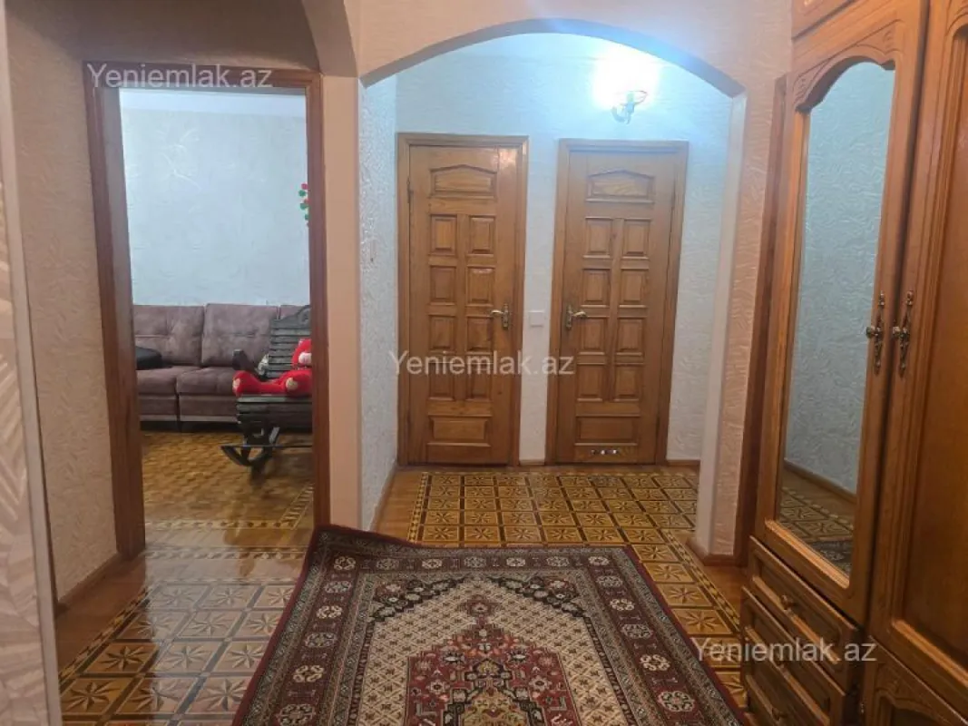 Satılır 3 otaqlı köhnə tikili 85 m²