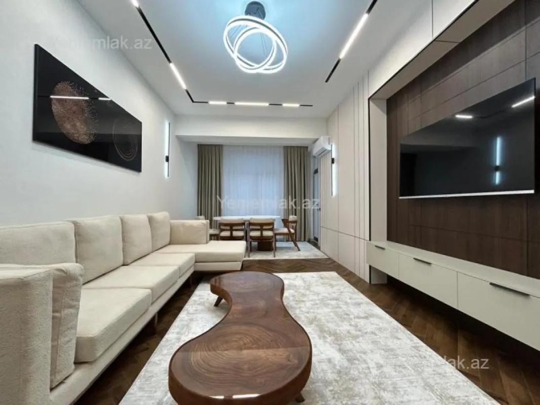 Satılır 2 otaqlı yeni tikili 66 m²