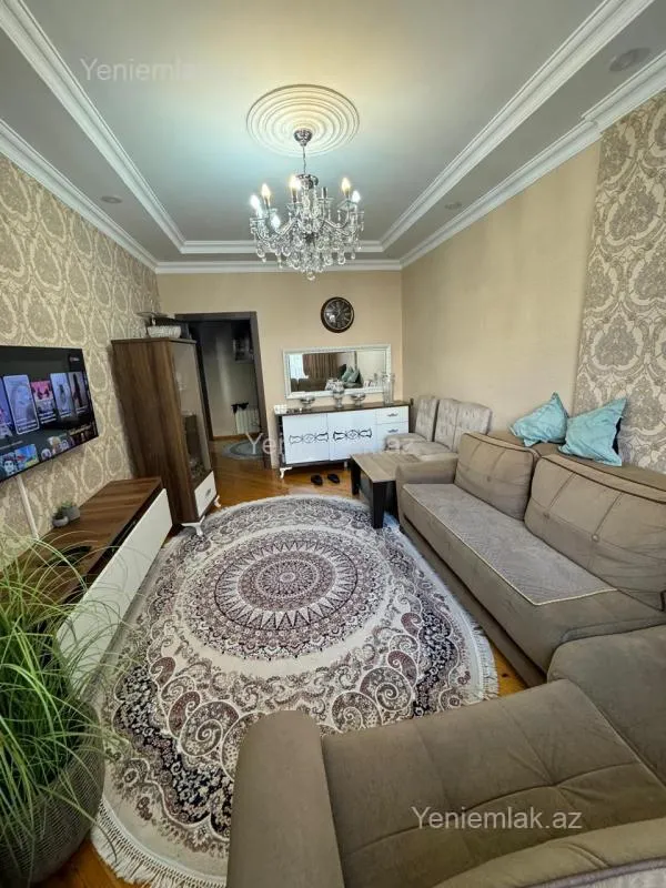 Satılır 2 otaqlı yeni tikili 74 m²