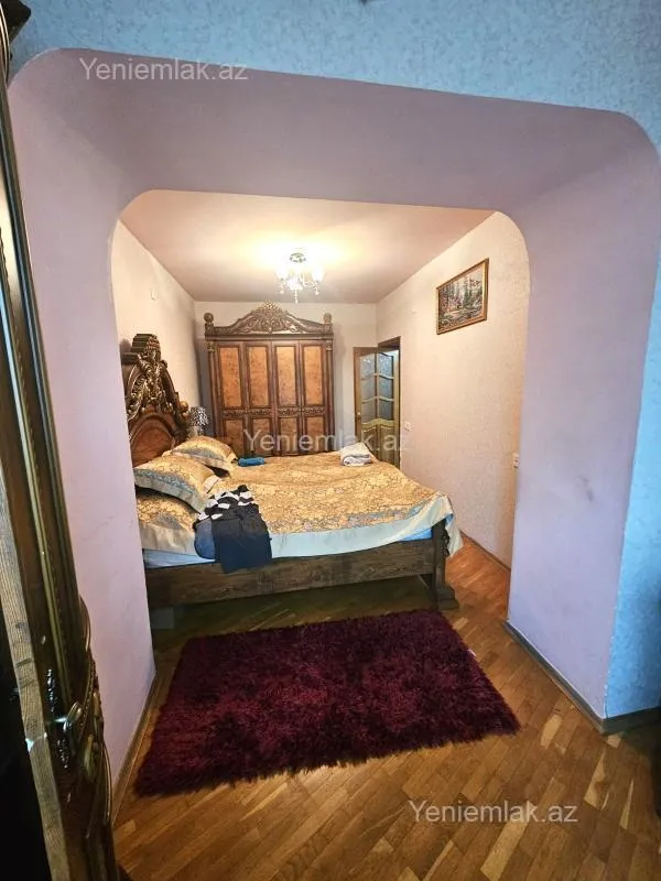 Satılır 3 otaqlı köhnə tikili 63 m²