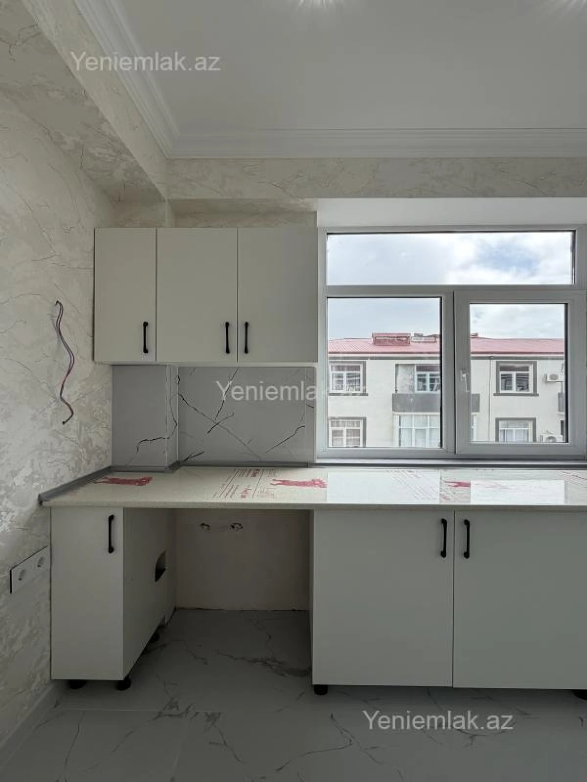Satılır 2 otaqlı yeni tikili 44 m²