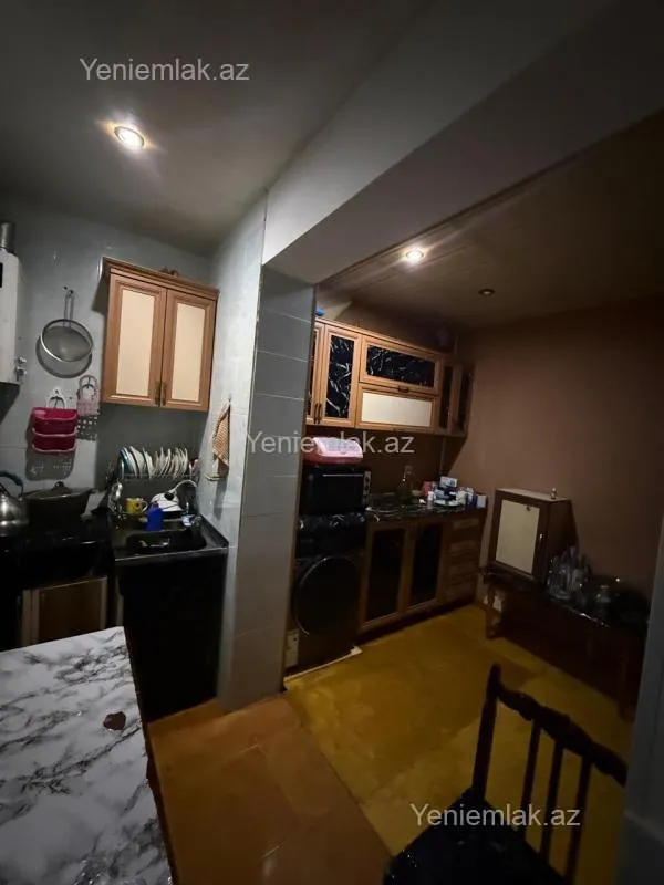 Satılır 2 otaqlı köhnə tikili 51 m²
