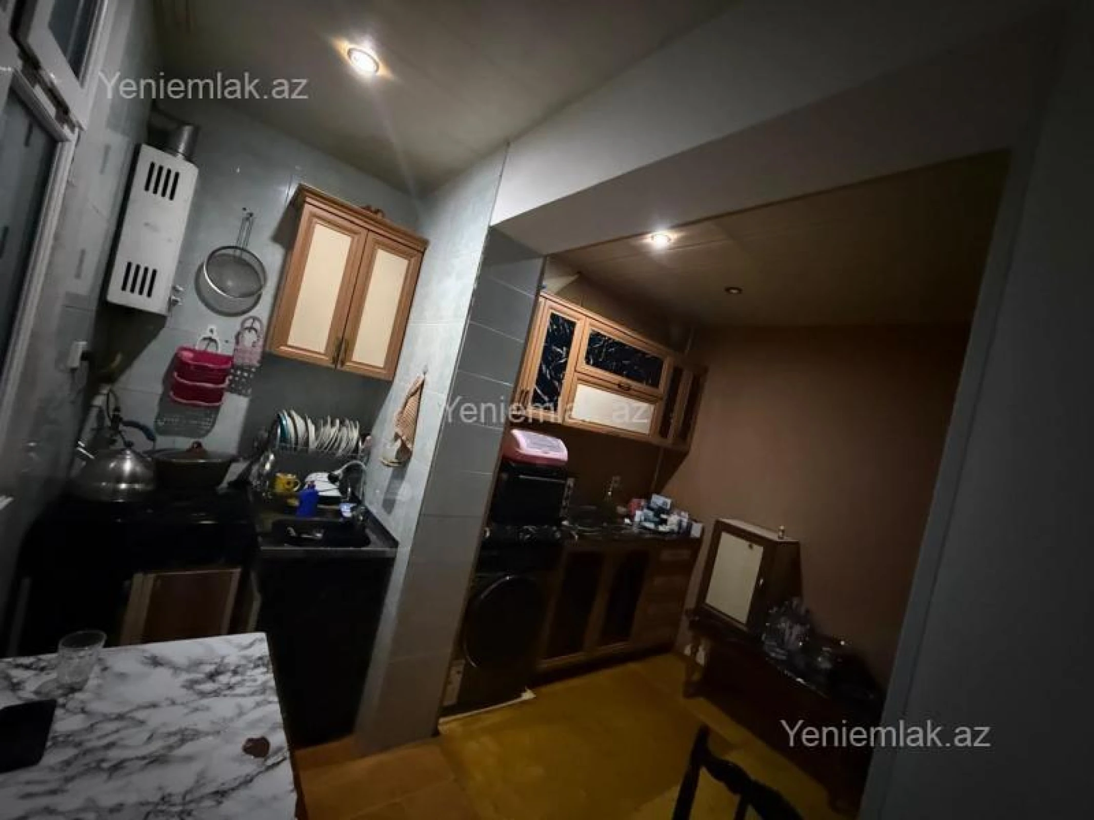 Satılır 2 otaqlı köhnə tikili 51 m²