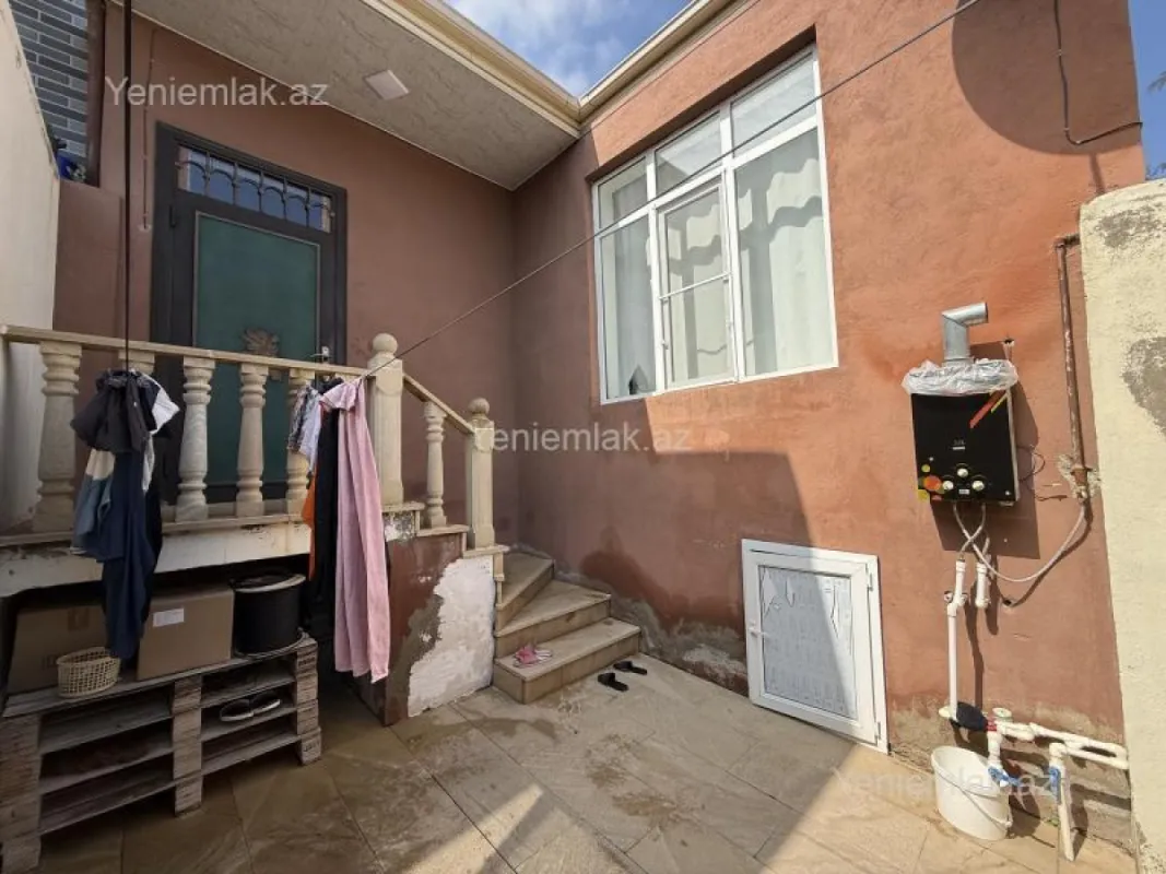Satılır 3 otaqlı həyət evi 80 m²