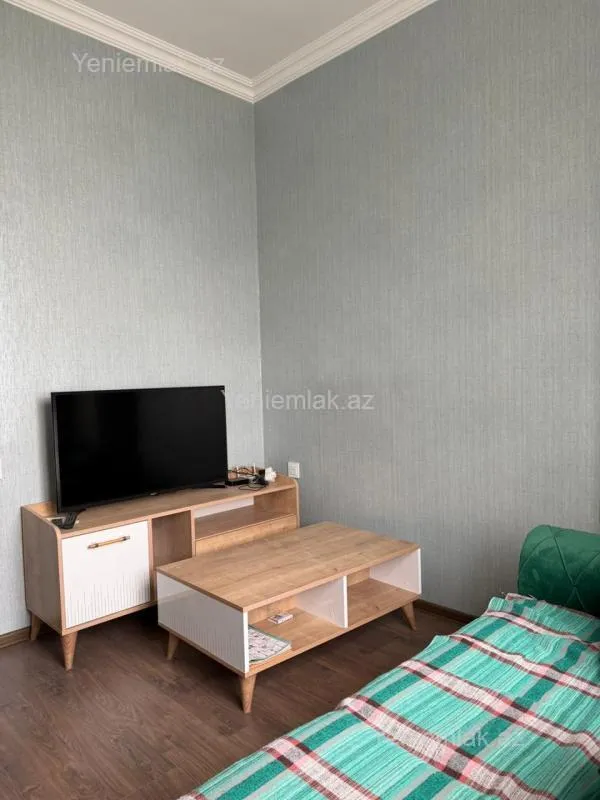 Satılır 3 otaqlı yeni tikili 70 m²