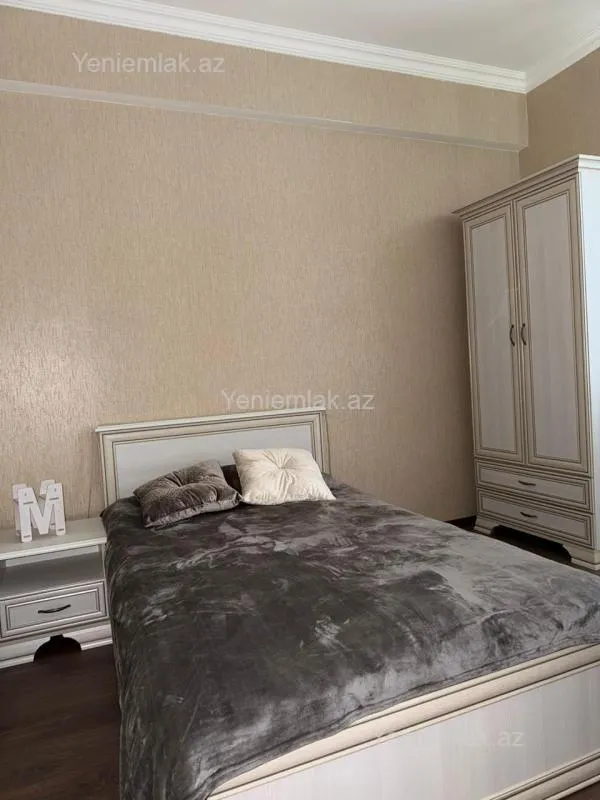 Satılır 3 otaqlı yeni tikili 70 m²