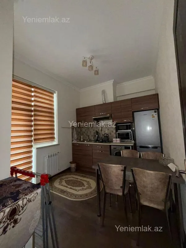 Satılır 3 otaqlı yeni tikili 70 m²