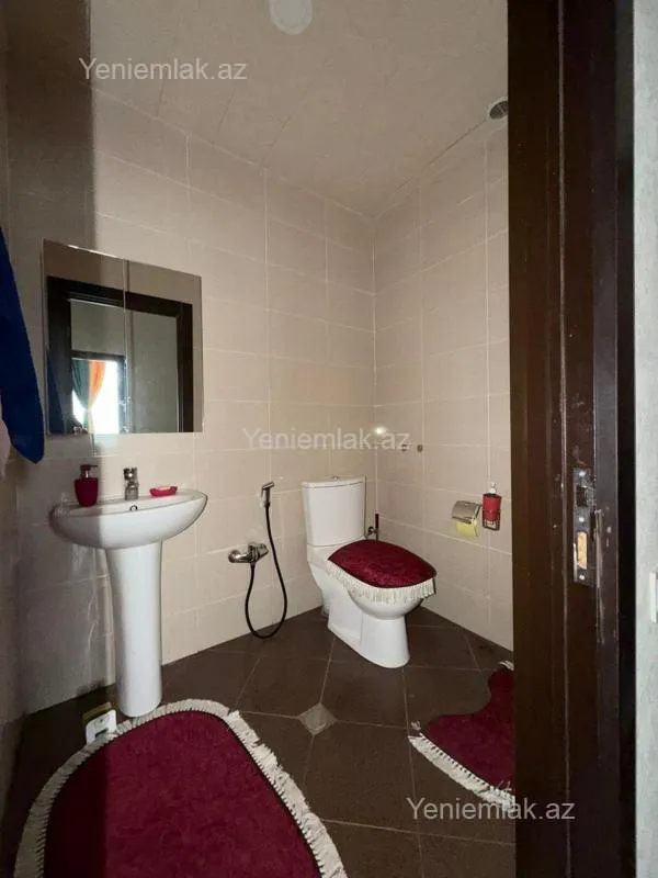 Satılır 3 otaqlı yeni tikili 70 m²